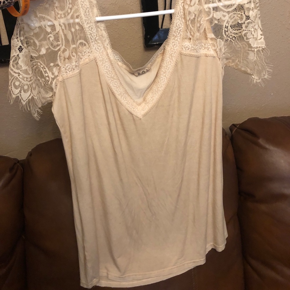 POL lace top size medium